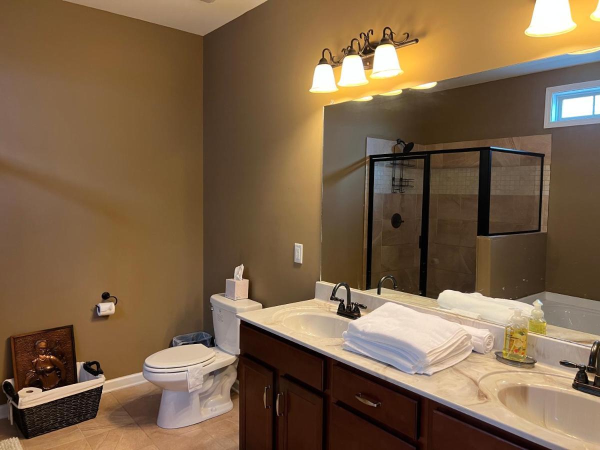 Five Stars Luxury Home Clarksville Exterior foto